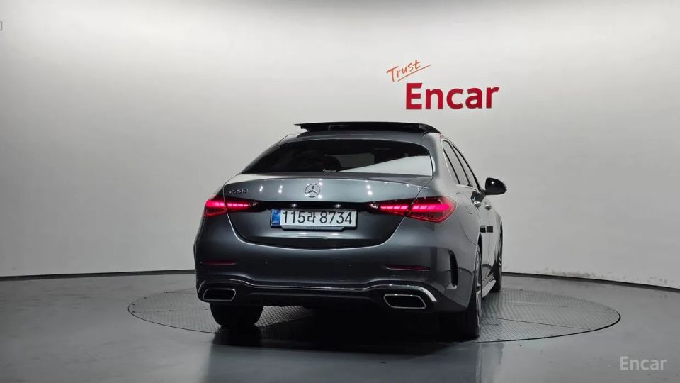 Mercedes-Benz C-Class