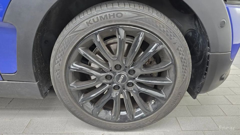 Mini clubman