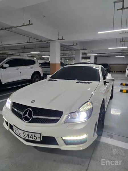 Mercedes-Benz SL-Class