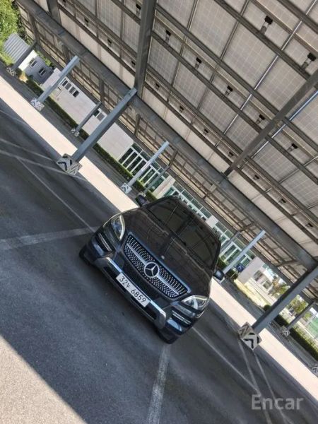 Mercedes-Benz M-class