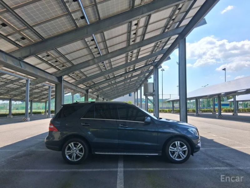 Mercedes-Benz M-class