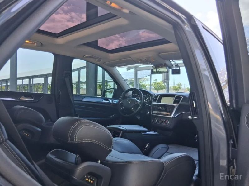 Mercedes-Benz M-class