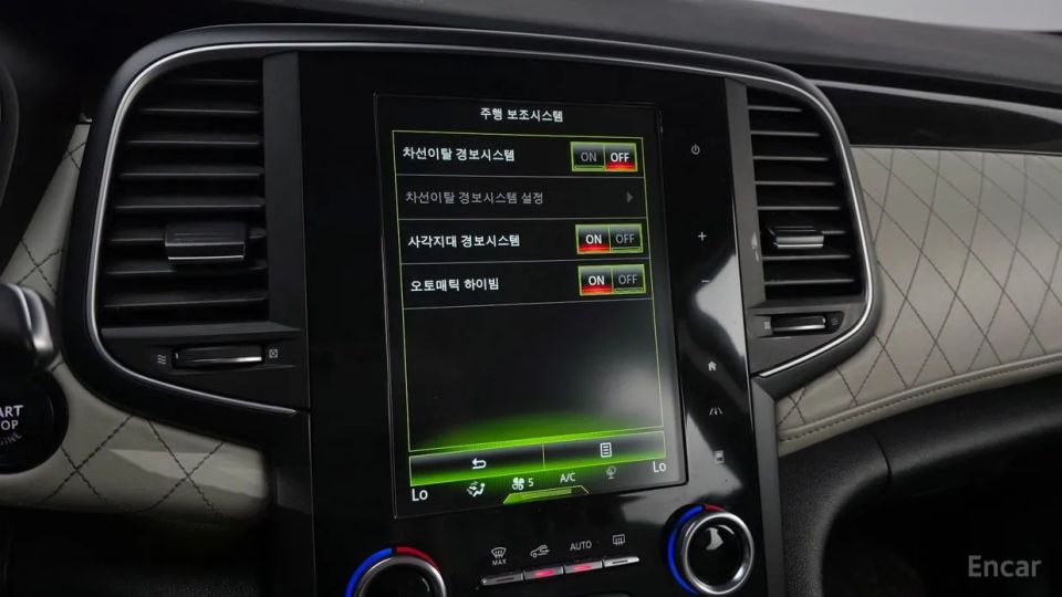 Renault-KoreaSamsung SM6