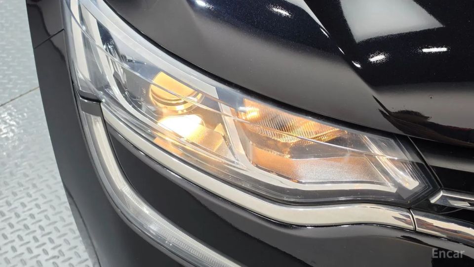 Renault-KoreaSamsung SM6