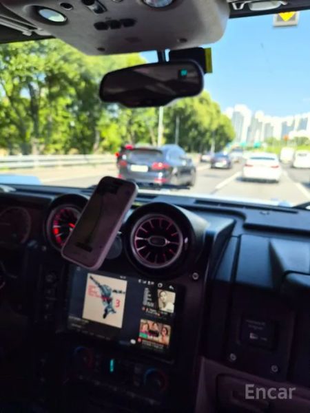 Hummer H2