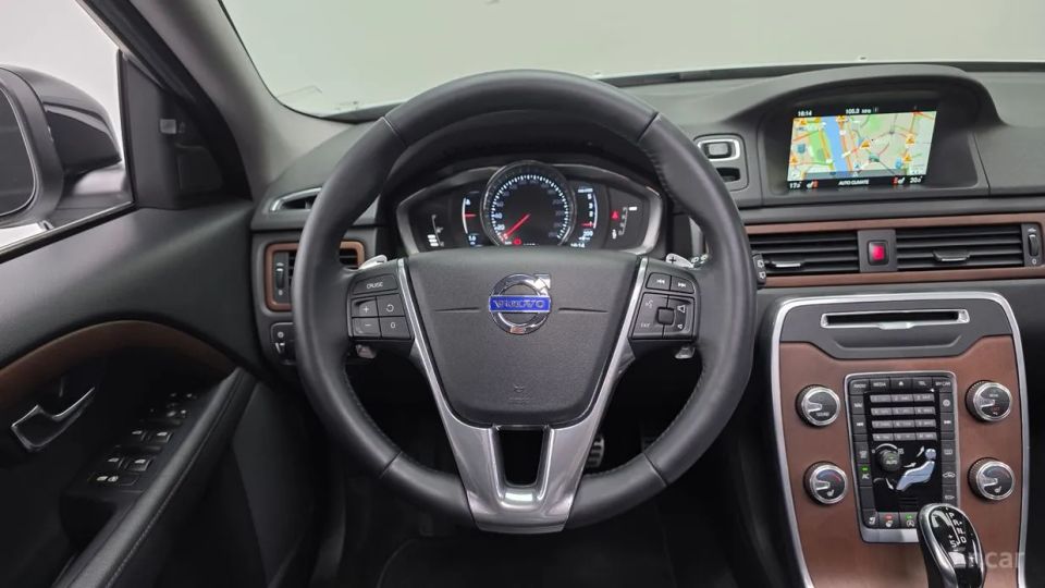 Volvo XC70