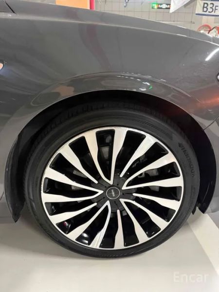 Lincoln Continental