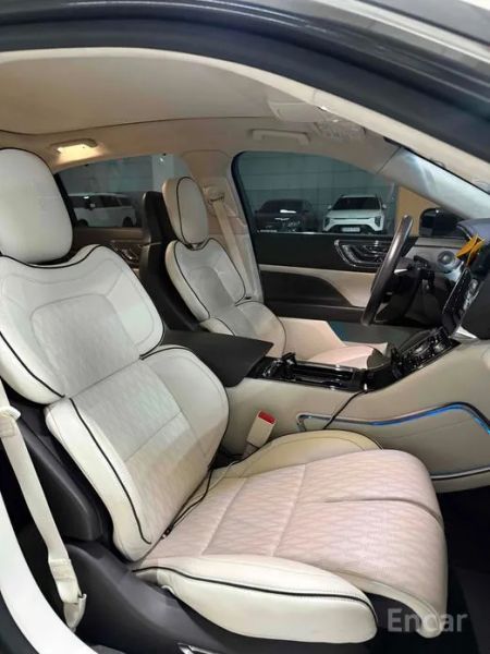 Lincoln Continental