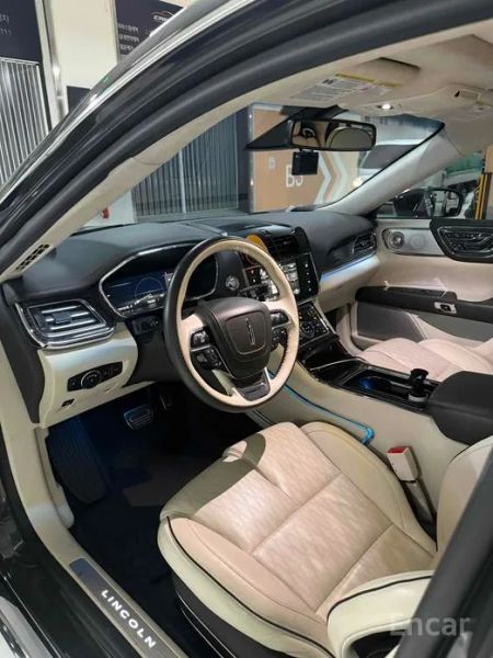 Lincoln Continental