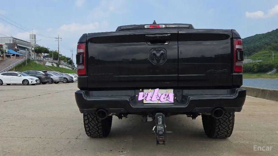 Dodge Ram Pick Up