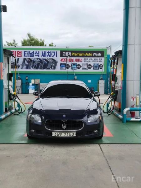 Maserati Quattroporte