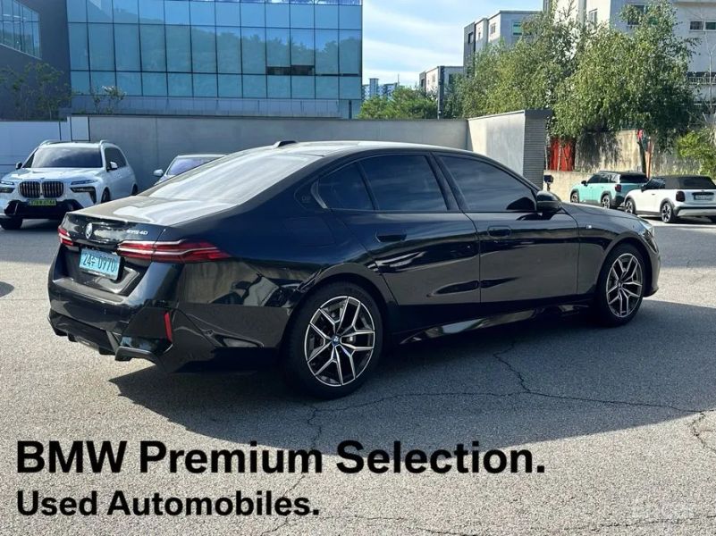 BMW i5