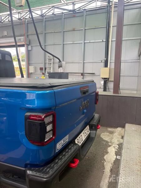 Jeep gladiator