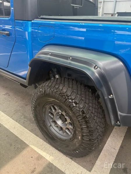 Jeep gladiator