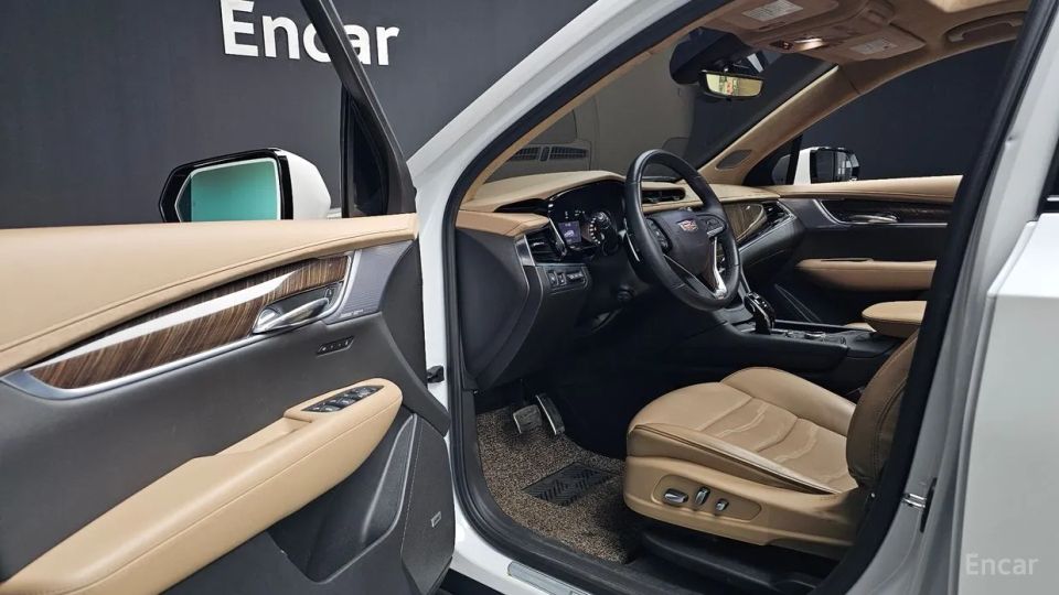 Cadillac XT6