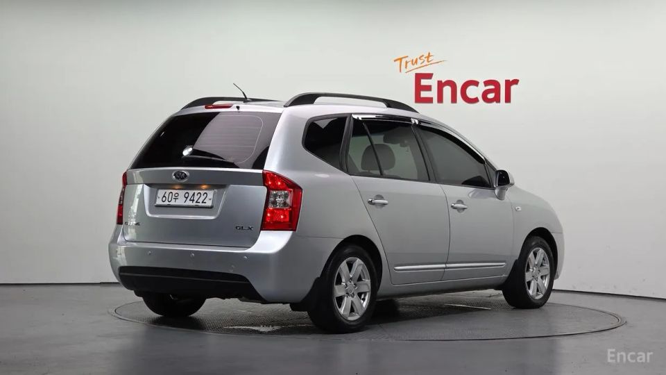 Kia Carens