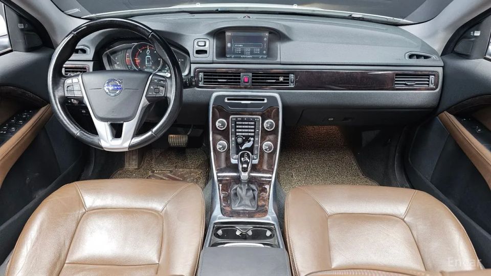 Volvo XC70