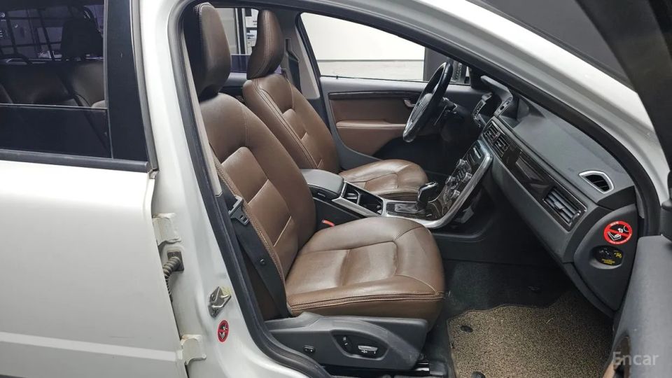 Volvo XC70