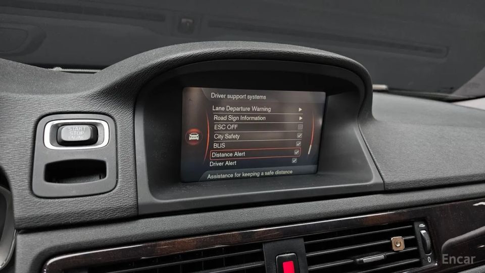 Volvo XC70