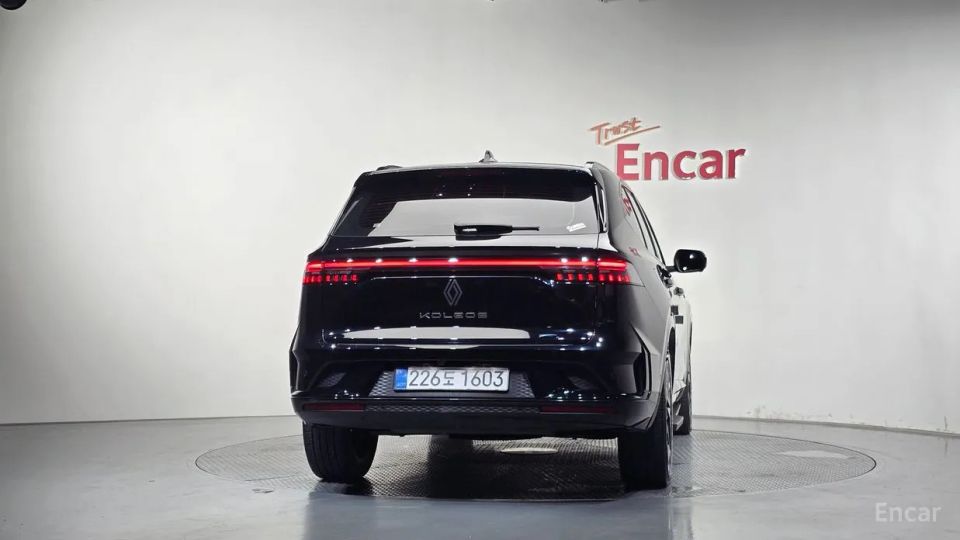 Renault-KoreaSamsung Grand Koleos
