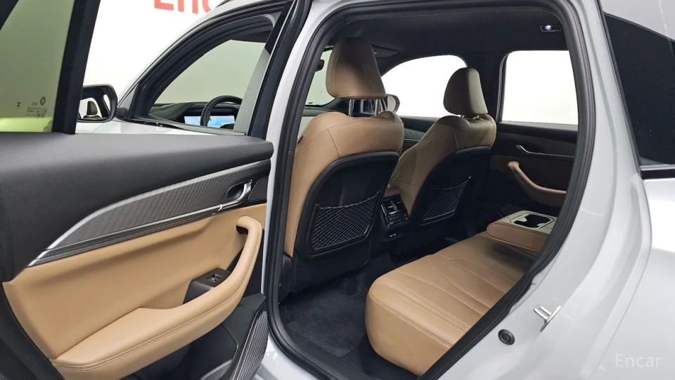 Renault-KoreaSamsung Grand Koleos