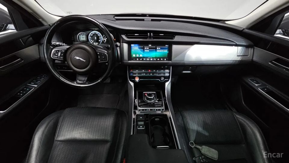 Jaguar xf