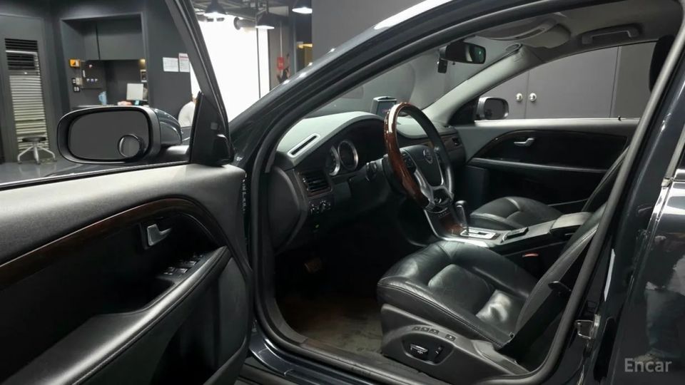 Volvo S80