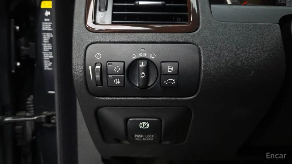 Volvo S80