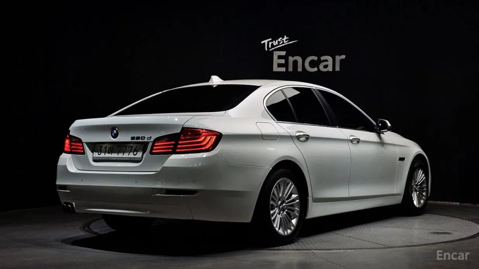 BMW 5-series