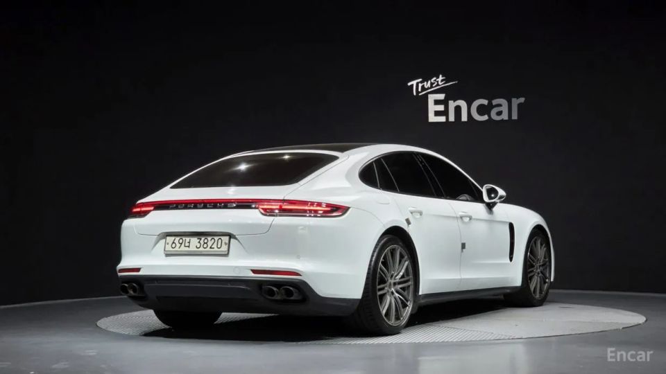 Porsche Panamera