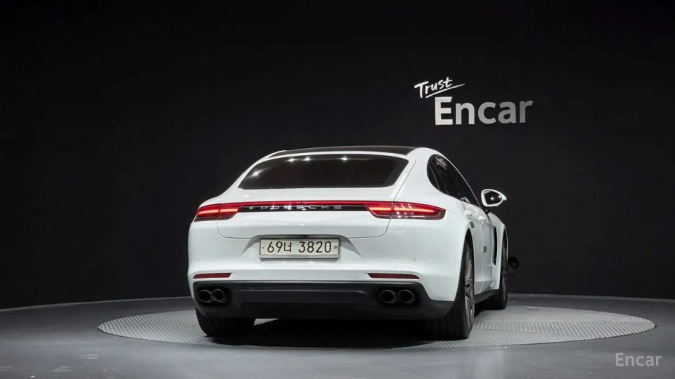 Porsche Panamera
