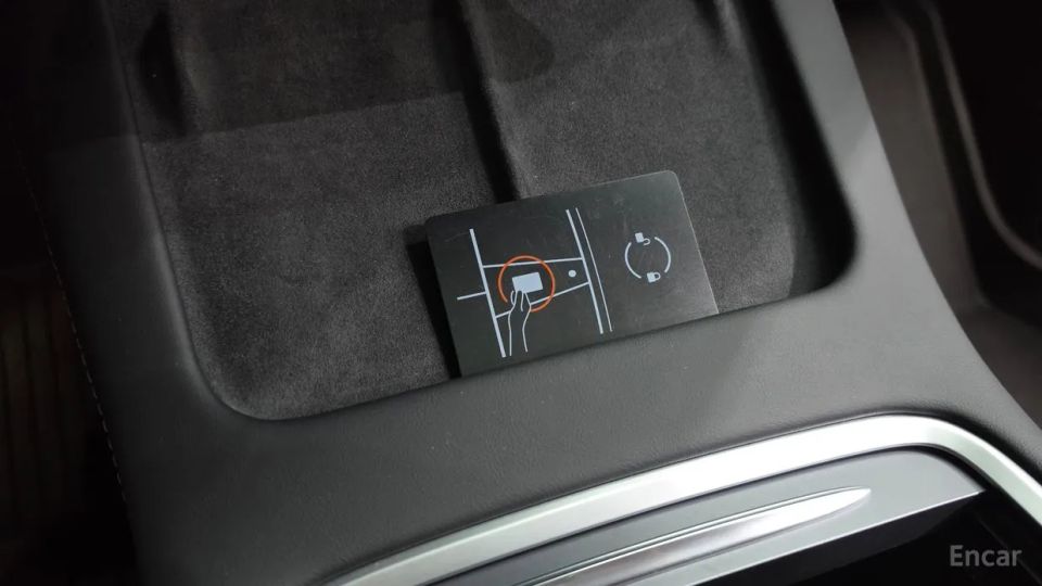 Tesla model-y
