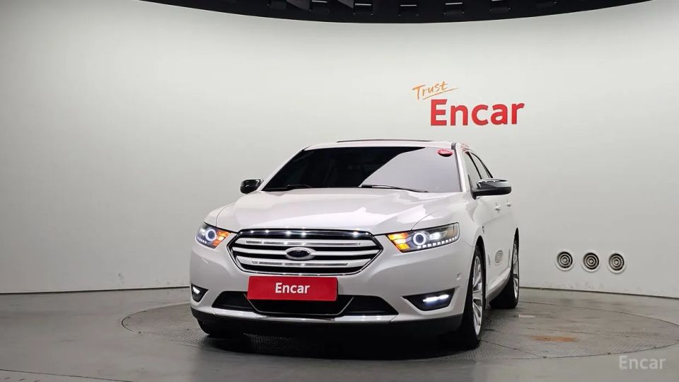 Ford Taurus