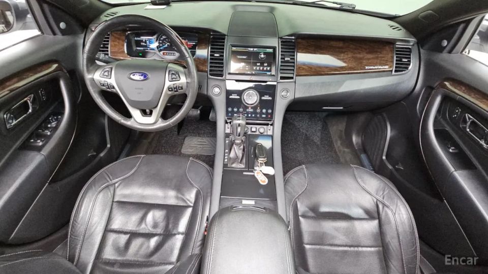 Ford Taurus