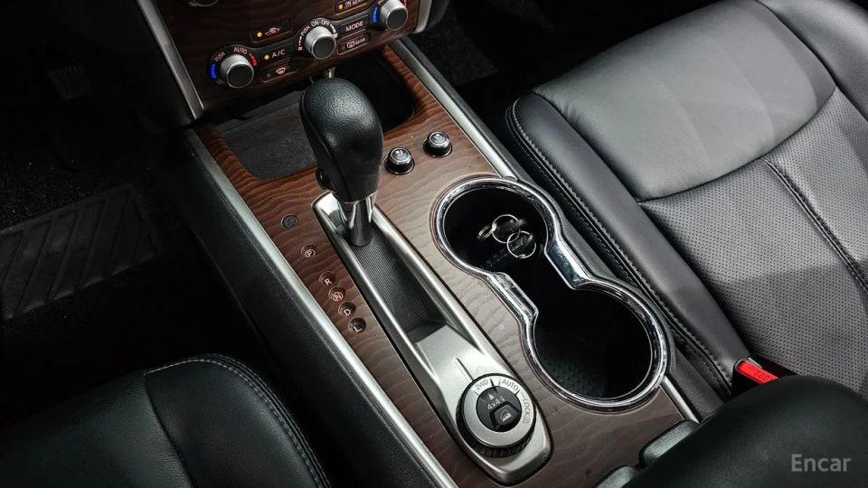 Nissan pathfinder