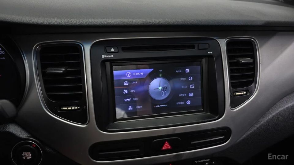 Kia Carens