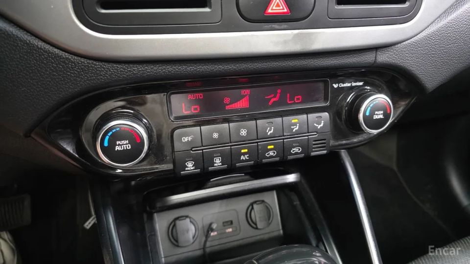 Kia Carens