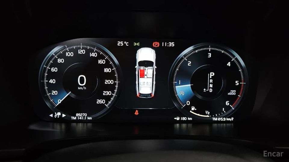 Volvo V90