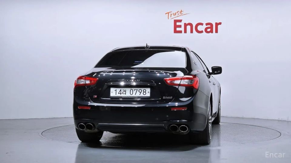 Maserati ghibli