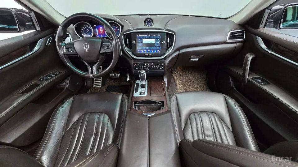 Maserati ghibli