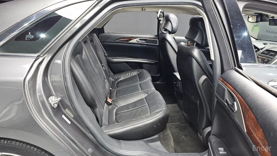 Lincoln MKZ