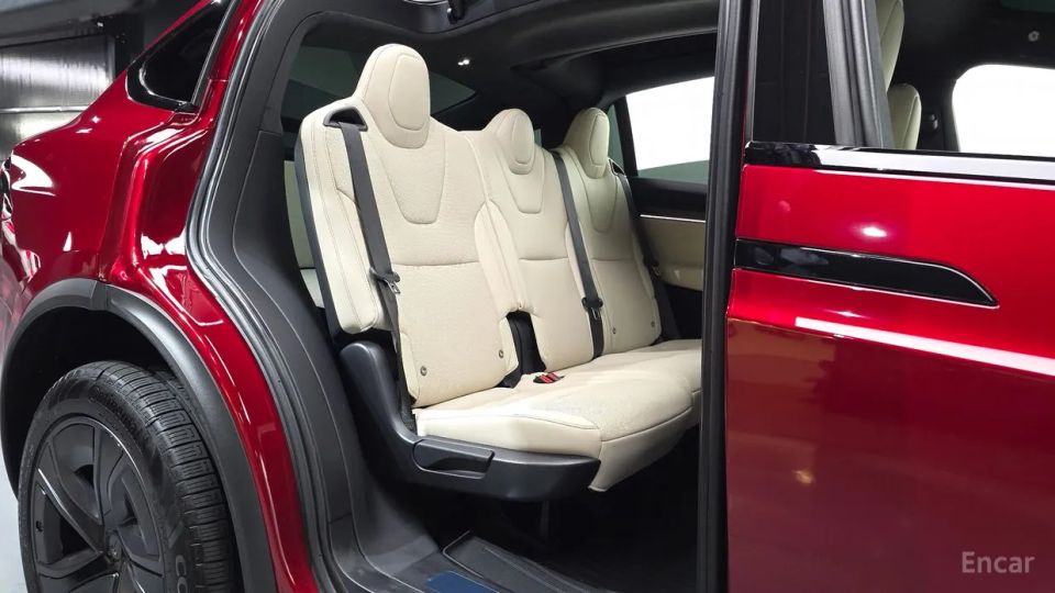 Tesla model-x