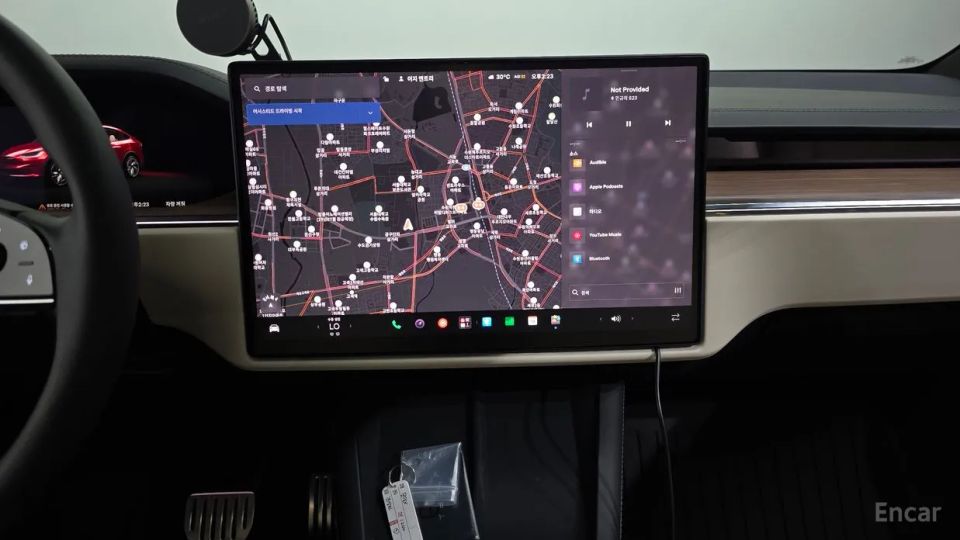 Tesla model-x