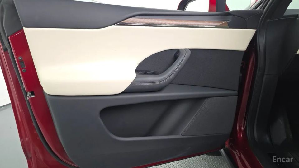 Tesla model-x