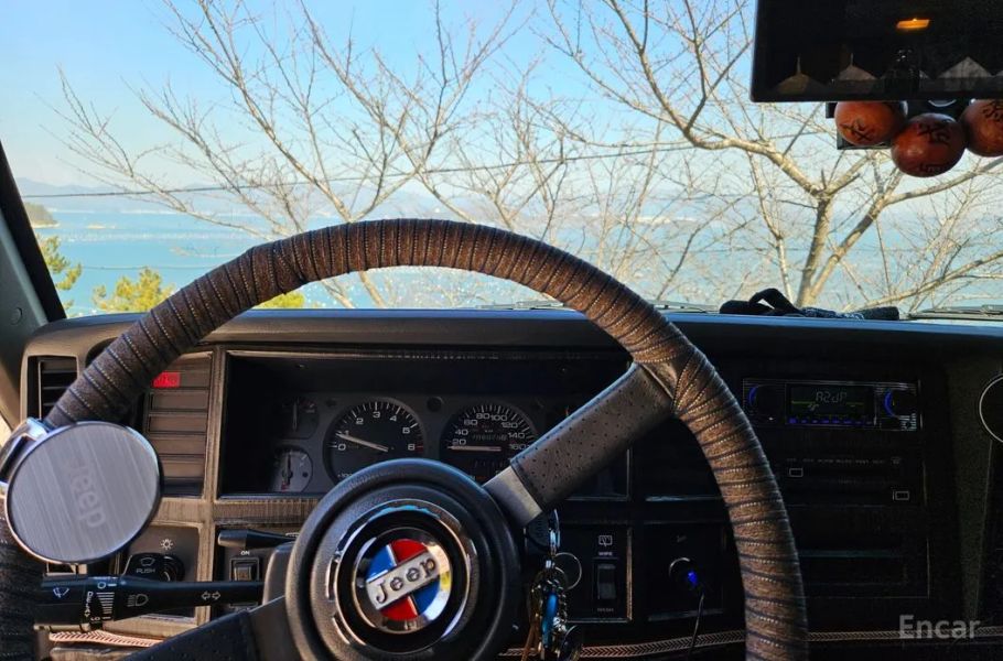 Jeep cherokee