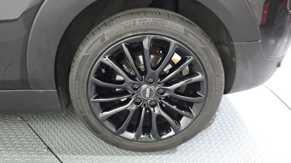 Mini clubman