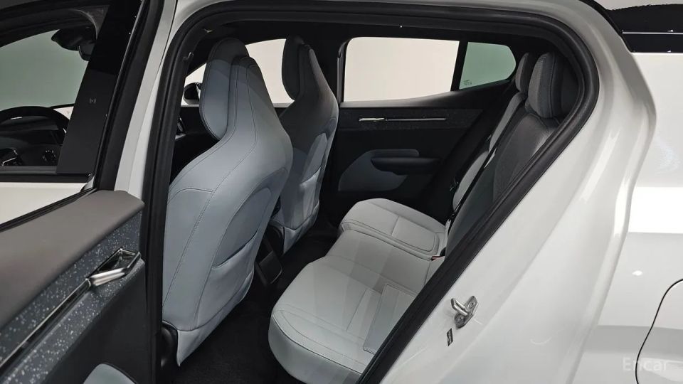 Volvo EX30