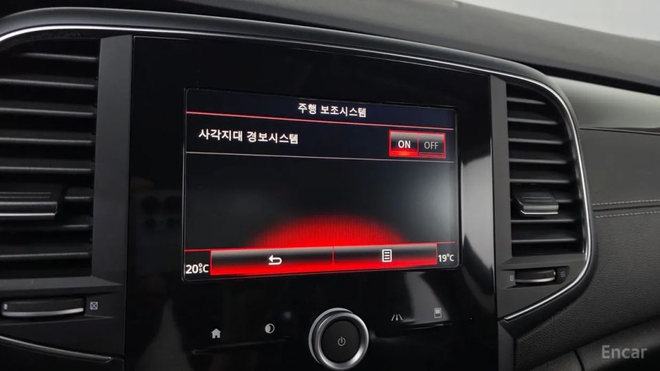 Renault-KoreaSamsung SM6
