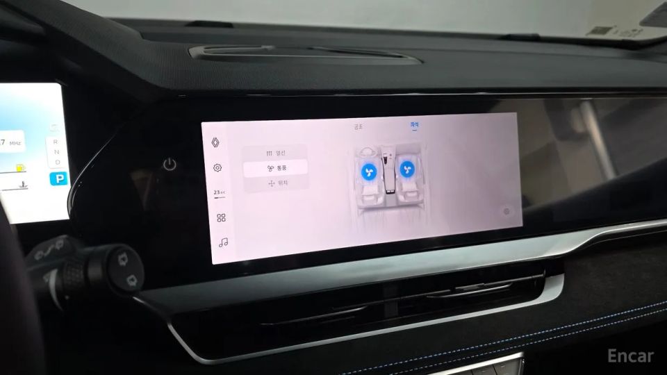 Renault-KoreaSamsung Grand Koleos