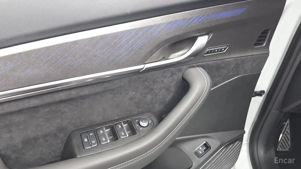 Renault-KoreaSamsung Grand Koleos